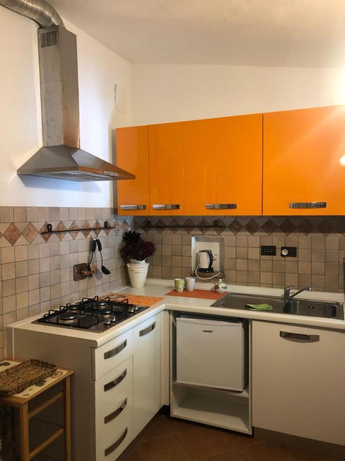 B&B Uva Fragola เปรูจา ภายนอก รูปภาพ